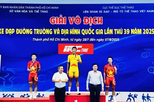 Nguyễn Tuấn Vũ giành HCV đầu tiên cho đội xe đạp đường trường TPHCM tại giải. Ảnh: CYCLINGNEWS