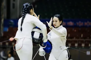 VĐV đã thi đấu tại giải đấu kiếm vô địch quốc gia năm nay. Ảnh: VNROYALFENCING