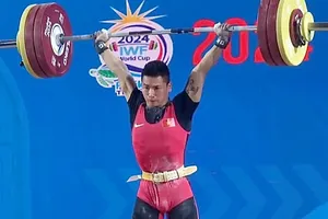 Trịnh Văn Vinh đã thay đổi nội dung thi đấu sau khi cử tạ thế giới có những hạng cân mới. Ảnh: CỤC TDTTVN