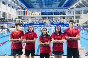 VĐV của đội tuyển bơi Việt Nam thi đấu giải vô địch trẻ thế giới 2025. Ảnh: MINH MINH