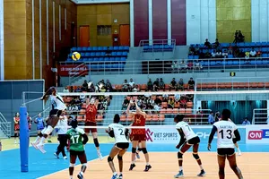 Đội tuyển bóng chuyền nữ Việt Nam chờ đợi cuộc tái đấu với đội Kenya vào ngày 27-8. Ảnh: MINH MINH