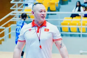 Chuyên gia thể lực Karl Lim sẽ trở lại Việt Nam vào cuối tháng 10. Ảnh: VFV