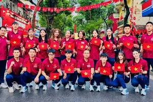 Các HLV, VĐV thể thao tham dự Khối Văn hóa-Thể thao tại lễ diễu binh, diễu hành Ngày Quốc khánh 2-9. Ảnh: THÁI XUÂN