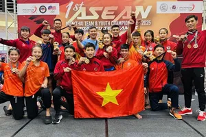 Đội muay trẻ Việt Nam giành thành tích tại Malaysia. Ảnh: DUY NHẤT