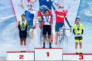 Cua-rơ Nguyễn Khang Hà My (1) sẽ là thành viên thi đấu Đại hội thể thao trẻ châu Á 2025. Ảnh: VCF