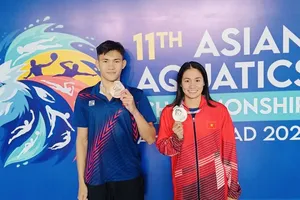 Tuyển thủ Thanh Bảo và Mỹ Tiên giành huy chương tại giải vô địch châu Á 2025. Ảnh: VASA