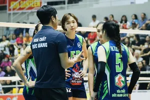 Đội Hóa chất Đức Giang lào cai đã phải điều chỉnh nhiều để giành chiến thắng quyết định trước đối thủ Thanh Hóa. Ảnh: DŨNG PHƯƠNG