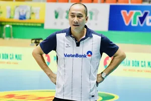 HLV Nguyễn Tuấn Kiệt và đội Ngân hàng Công Thương đã giành chiến thắng đầu tiên tại vòng 2. Ảnh: DŨNG PHƯƠNG