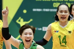 Cầu thủ VTV Bình Điền Long An đang giữ vững vị trí ở nhóm đầu. Ảnh: DŨNG PHƯƠNG