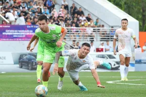 Các trận đấu Cúp bóng đá 7 người quốc gia luôn tạo sự hấp dẫn tới khán giả. Ảnh: VFB