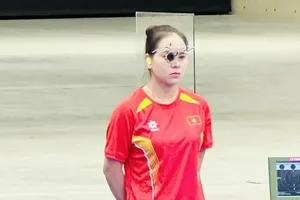 Xạ thủ Trịnh Thu Vinh đang tập trung chuyên môn hướng tới SEA Games 33-2025 cùng tuyển bắn súng Việt Nam. Ảnh: MINH MINH