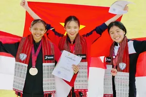 VĐV Lường Thị Khan của đội điền kinh trẻ Việt Nam giành được HCV tại Indonesia lần này. Ảnh: SEA ATHLETICS