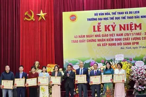 Đại học TDTT Bắc Ninh kỷ niệm Ngày Nhà giáo Việt Nam. Ảnh: TH.SÂM