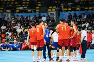 Đội tuyển bóng chuyền nam Việt Nam sẽ thi đấu bán kết ở ngày 18-12 với Indonesia. Ảnh: DŨNG PHƯƠNG