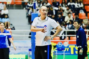 HLV Nguyễn Tuấn Kiệt dự kiến sẽ tiến tới ký hợp đồng chính thức với đội nữ Hà Nội trong thời gian tới. Ảnh: DŨNG PHƯƠNG