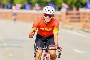 Phạm Lê Xuân Lộc đang là cua-rơ đầu tiên ra nước ngoài thi đấu của xe đạp nam Việt Nam. Ảnh: THAILANDCYCLING
