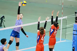 Chủ công Nguyễn Thị Uyên đã ký hợp đồng thi đấu với đội Ninh Bình sau SEA Games 33-2025. Ảnh: DŨNG PHƯƠNG