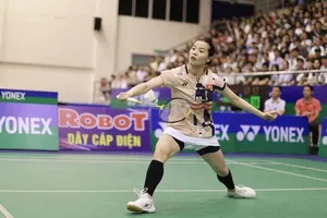 Nguyễn Thùy Linh giành được chiến thắng để đi tiếp vòng 2 đơn nữ tại Thụy Sỹ. Ảnh: DŨNG PHƯƠNG