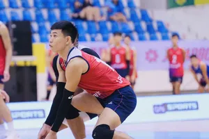 Chủ công Trần Anh Tú đã chơi tốt tại trận đấu bán kết quan trọng của đội chủ nhà Ninh Bình. Ảnh: VFV