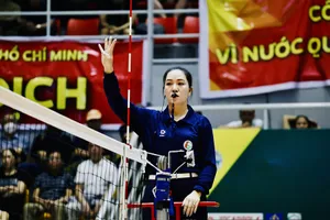 Các trọng tài bóng chuyền quốc gia sẽ được tập huấn chuyên môn trước khi điều hành giải đấu năm nay. Ảnh: DŨNG PHƯƠNG