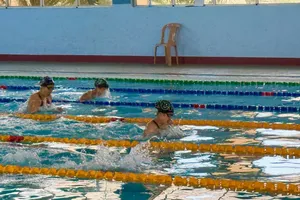 VĐV đã tập trung thi đấu để nắm bắt thành tích ngay tại giải đầu tiên trong năm 2026. Ảnh: MINH CHIẾN