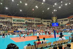 Cúp Hùng Vương năm nay tiếp tục nhận được sự quan tâm của khán giả như tại Cúp Hùng Vương 2025 từng tranh tài hấp dẫn. Ảnh: MINH CHIẾN