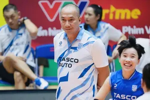 HLV Nguyễn Tuấn Kiệt và các học trò giữ kết quả toàn thắng trong 7 trận tại vòng 1 giải vô địch quốc gia các câu lạc bộ 2026. Ảnh: VFV