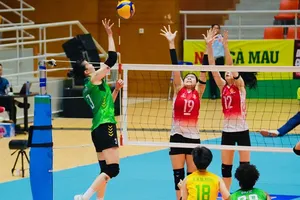 Thanh Thúy đã ghi nhiều điểm quan trọng trước hàng chắn Binh chủng Thông tin. Ảnh: VFV