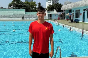 Tuyển thủ Nguyễn Huy Hoàng về nước sau đợt tập huấn tại Trung Quốc để bước vào tranh tài Đại hội thể thao bãi biển châu Á 2026. Ảnh: MINH CHIẾN