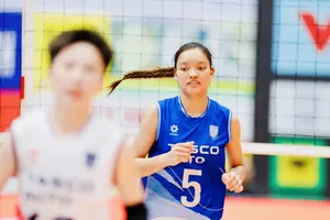 Cầu thủ Ánh Thảo bắt đầu tập huấn cùng đội tuyển bóng chuyền nữ U18 Việt Nam sau Cúp VTV9-Bình Điền 2026. Ảnh: DŨNG PHƯƠNG