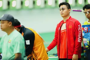Xạ thủ Phạm Quang Huy của đội tuyển bắn súng Việt Nam. Ảnh: DŨNG PHƯƠNG