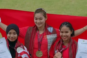Châu Ngọc Quỳnh Anh (giữa) là gương mặt triển vọng của điền kinh trẻ Việt Nam ở giai đoạn hiện tại. Ảnh: SEA ATHLETICS