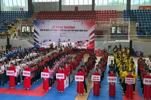 Gần 1000 HLV, VĐV tham gia tranh tài giải karate vô địch trẻ quốc gia 2026. Ảnh: MINH CHIẾN