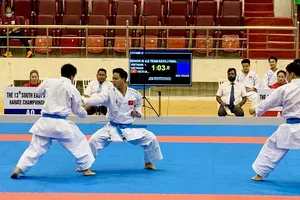 Võ sĩ karate Việt Nam đã có tấm HCV nội dung kata đồng đội nam tại giải. Ảnh: MINH CHIẾN