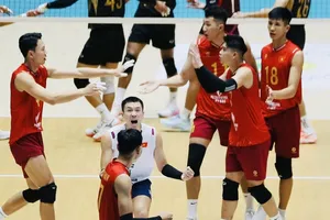 Đội tuyển bóng chuyền nam Việt Nam sẽ có 3 sự thay đổi để có lực lượng tham dự chặng 2 tiếp theo tại Indonesia. Ảnh: SAVA