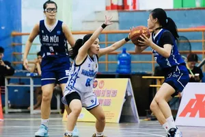 Cầu thủ nữ Hà Nội và TPHCM đã thi đấu chung kết giải năm nay. Ảnh: VBF