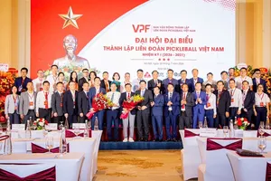 Ban chấp hành Liên đoàn pickleball Việt Nam nhiệm kỳ thứ nhất (2026-2031) đã ra mắt sau phiên Đại hội bầu cử. Ảnh: MINH MINH
