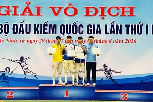 Các VĐV có thành tích huy chương tại giải đấu năm nay. Ảnh: MINH MINH