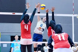 Đội tuyển bóng chuyền nữ Việt Nam đã nỗ lực nhưng để thua 2-3 trước Indonesia. Ảnh: SAVA