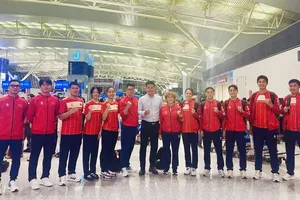 Đội tuyển đấu kiếm Việt Nam sang Nhật Bản dự ASIAD 20. Ảnh: HỒNG ĐĂNG