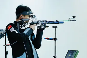 Xạ thủ súng trường nam của Việt Nam chưa thành công tại sáng thi đấu 21-9. Ảnh: DŨNG PHƯƠNG