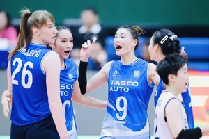 Đội nữ Hà Nội sẽ tập trung thi đấu trận chung kết ngày hôm nay. Ảnh: DŨNG PHƯƠNG