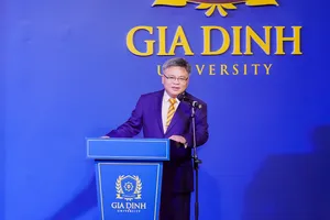 PGS-TS Phạm Văn Song, Quyền Hiệu trưởng GDU, phát biểu khai mạc hội thảo.