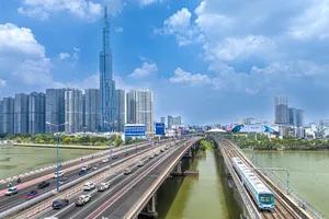 Thành phố Hồ Chí Minh hiện đại phát triển. Ảnh: TRẦN LÊ HUY 