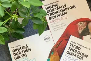 Ra mắt bộ sách về định giá của các chuyên gia kinh tế hàng đầu Hoa Kỳ 