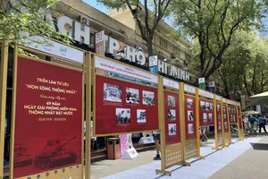 Triển lãm tư liệu “Non sông thống nhất” tại Đường sách TPHCM 