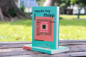 Trò chuyện văn chương với hoa thủy tiên cùng cố nhà văn Nguyễn Huy Thiệp