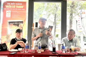 Nhà văn Nguyễn Minh Ngọc ra mắt tiểu thuyết "Miền cỏ tranh"