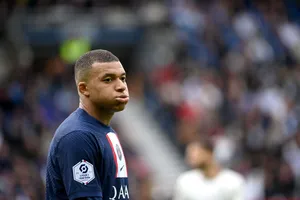 Mbappe thất vọng sau khi thua Lorient