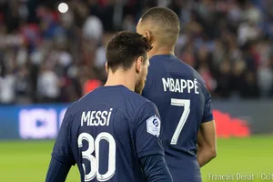 Messi lại không "song hành" cùng Mbappe...